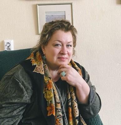 Портрет: Елена Индакова